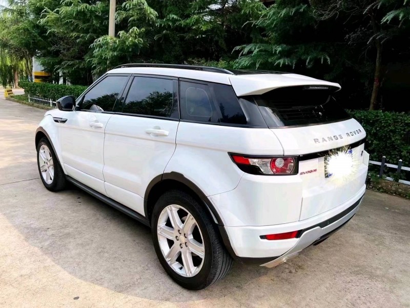 东营15年路虎极光5