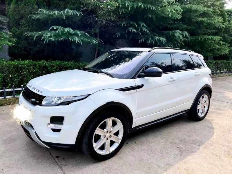 东营15年路虎极光6