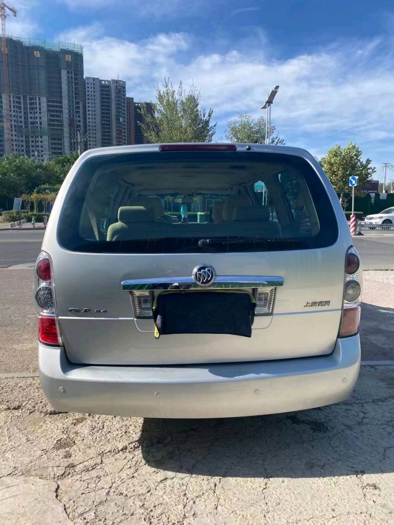 北京13年别克GL86