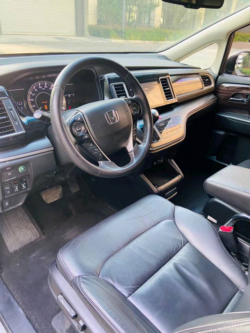 徐州18年本田艾力绅6