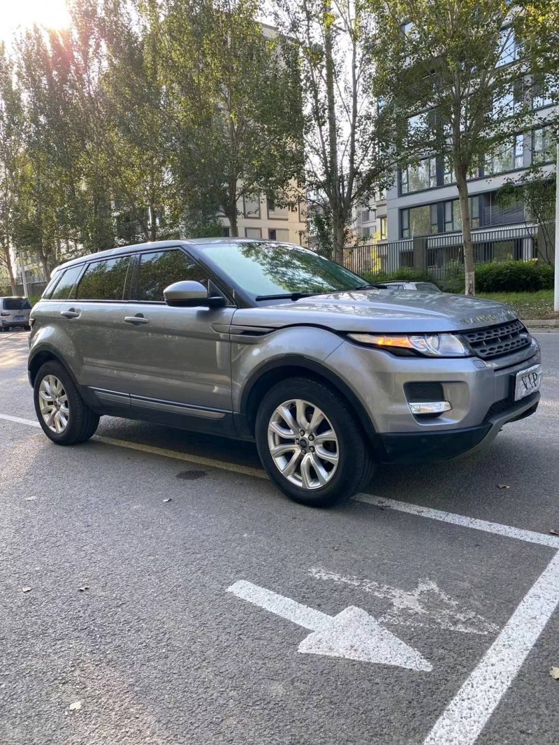 沈阳14年路虎极光2