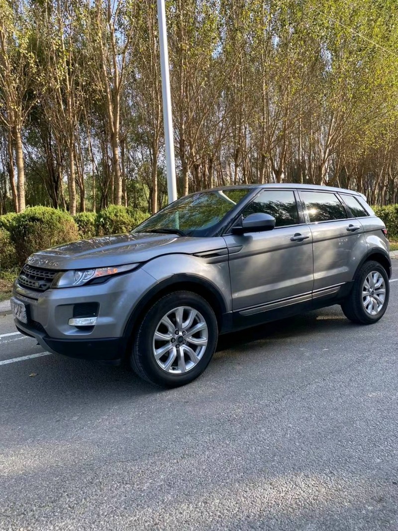 沈阳14年路虎极光3