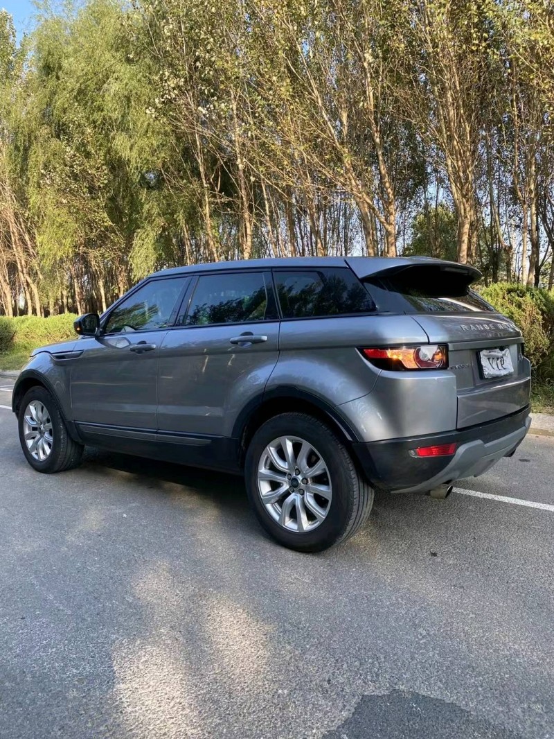 沈阳14年路虎极光7