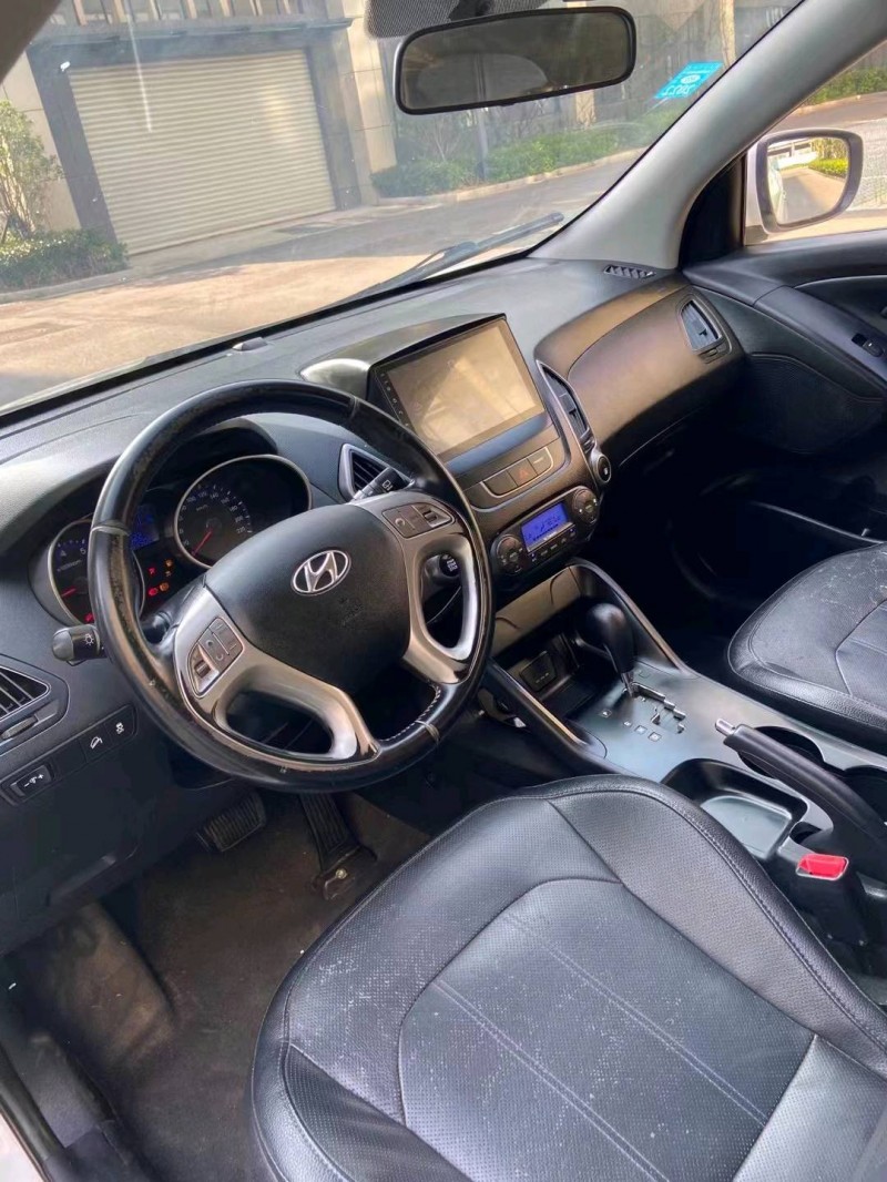 徐州16年现代ix354