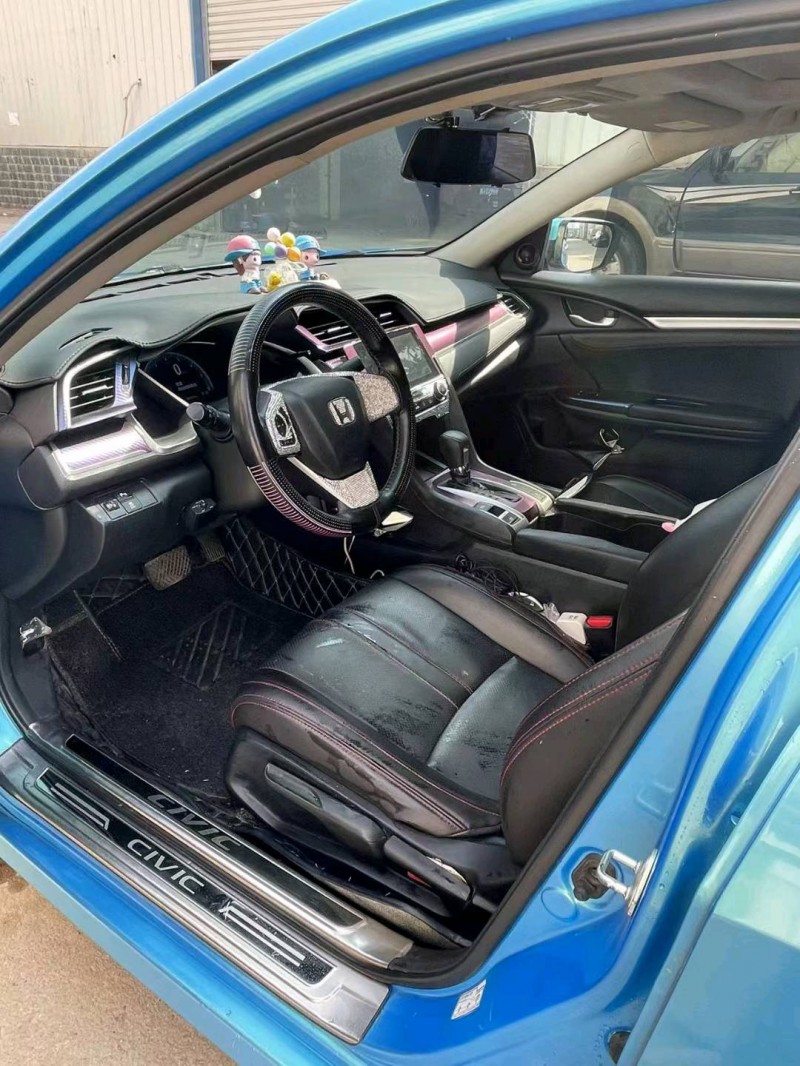 北京16年本田思域4