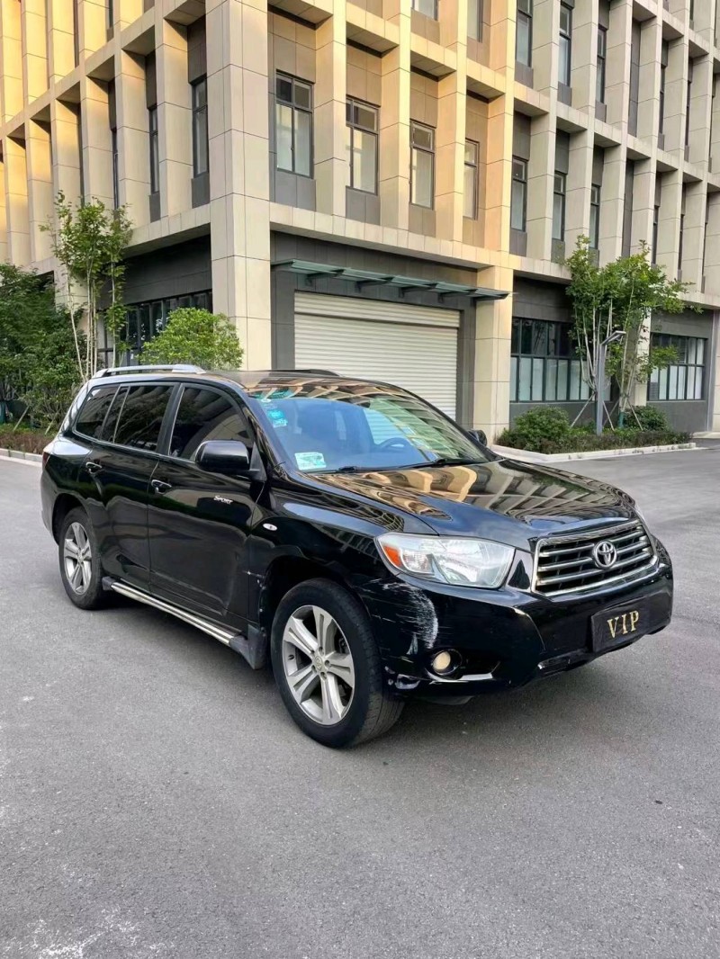 徐州10年丰田汉兰达3