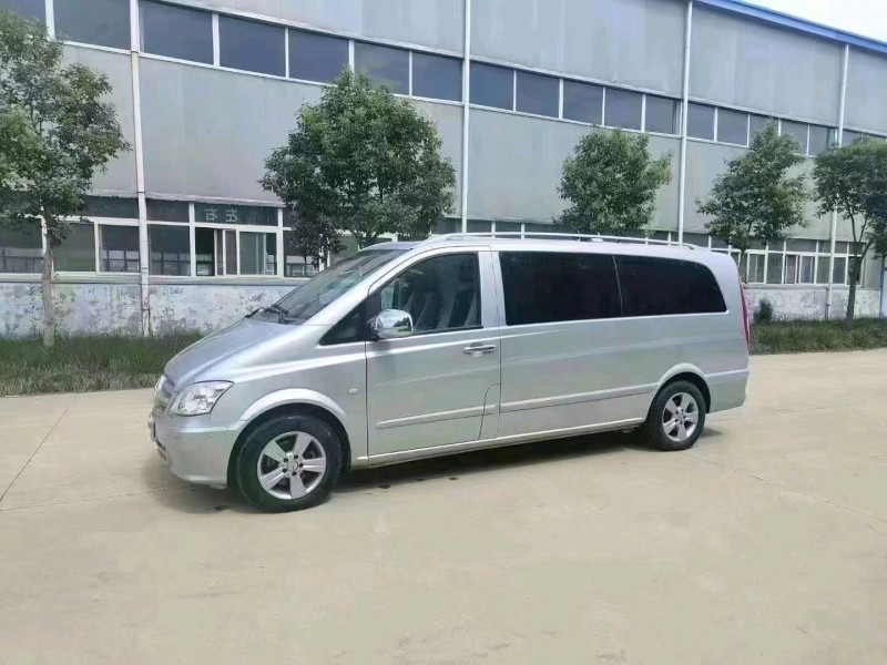 北京14年奔驰威霆6