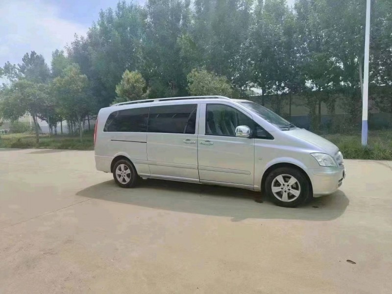 北京14年奔驰威霆9