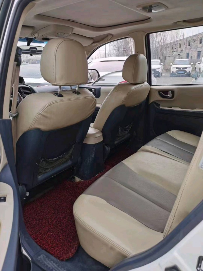 北京13年现代圣达菲5