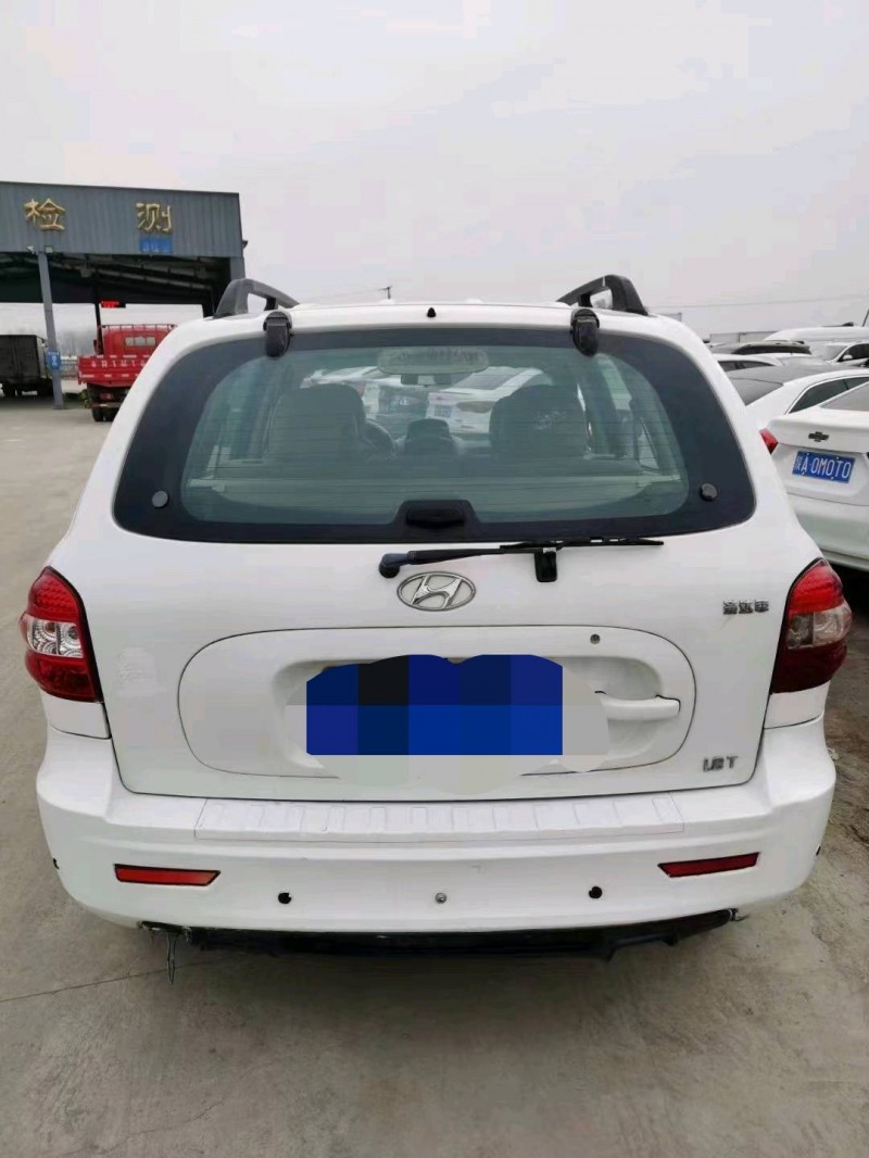 北京13年现代圣达菲6