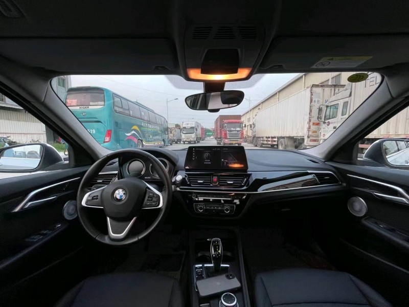 东莞22年宝马1系5