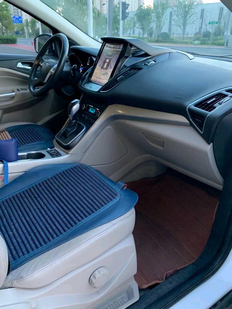 徐州14年福特翼虎5