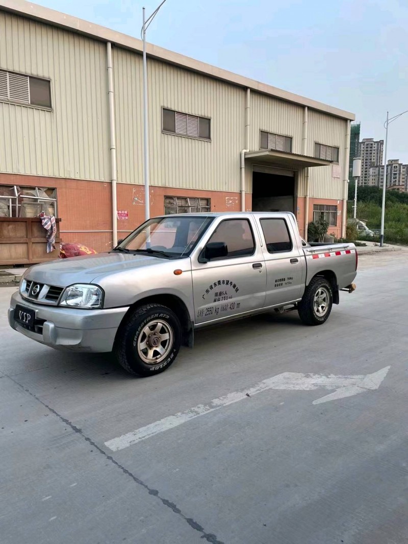 东莞16年日产纳瓦拉2