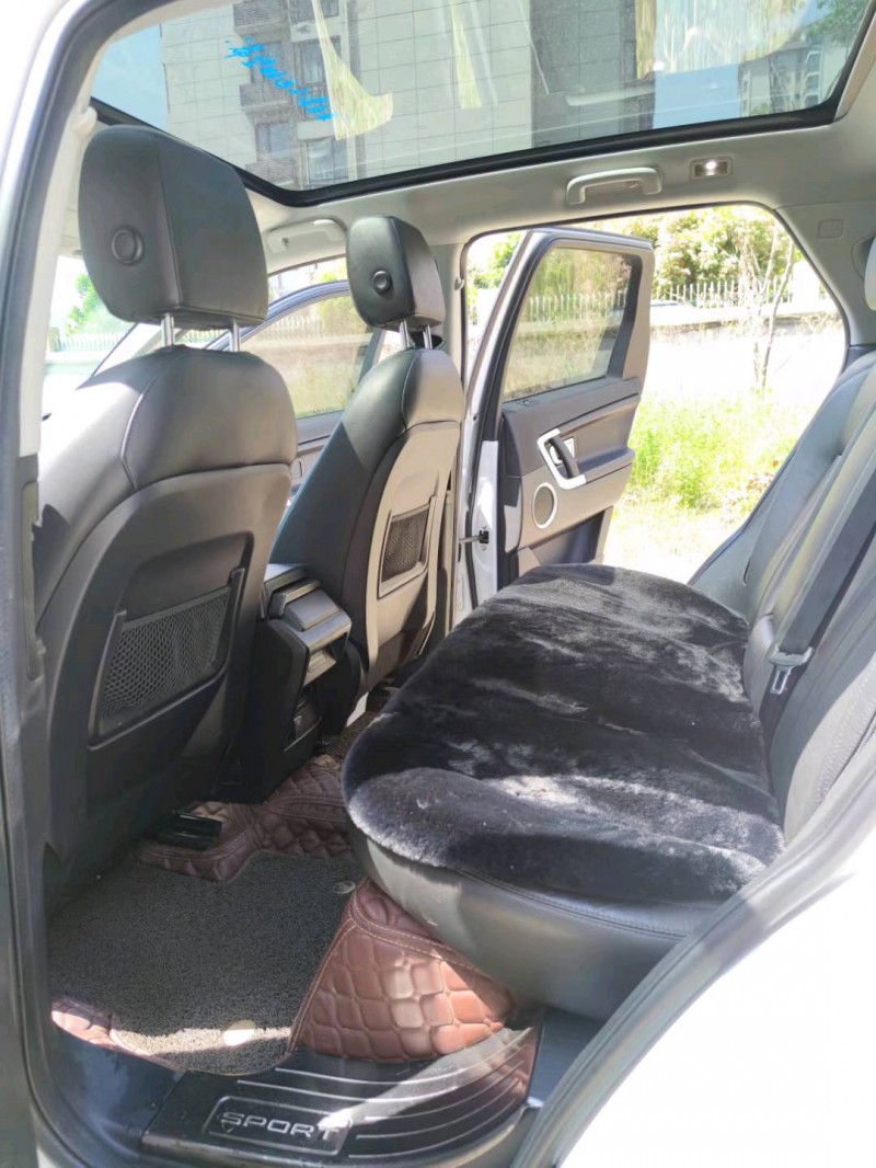 北京18年路虎发现神行4