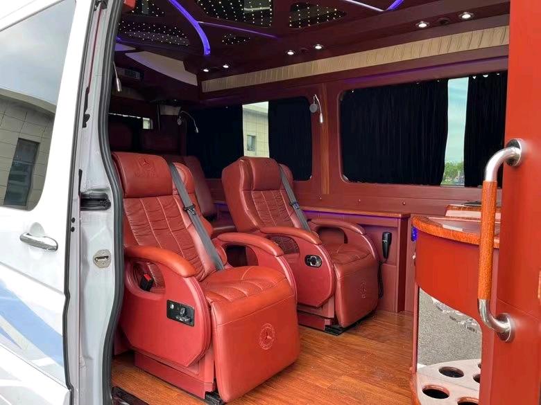 盐城14年奔驰斯宾特4