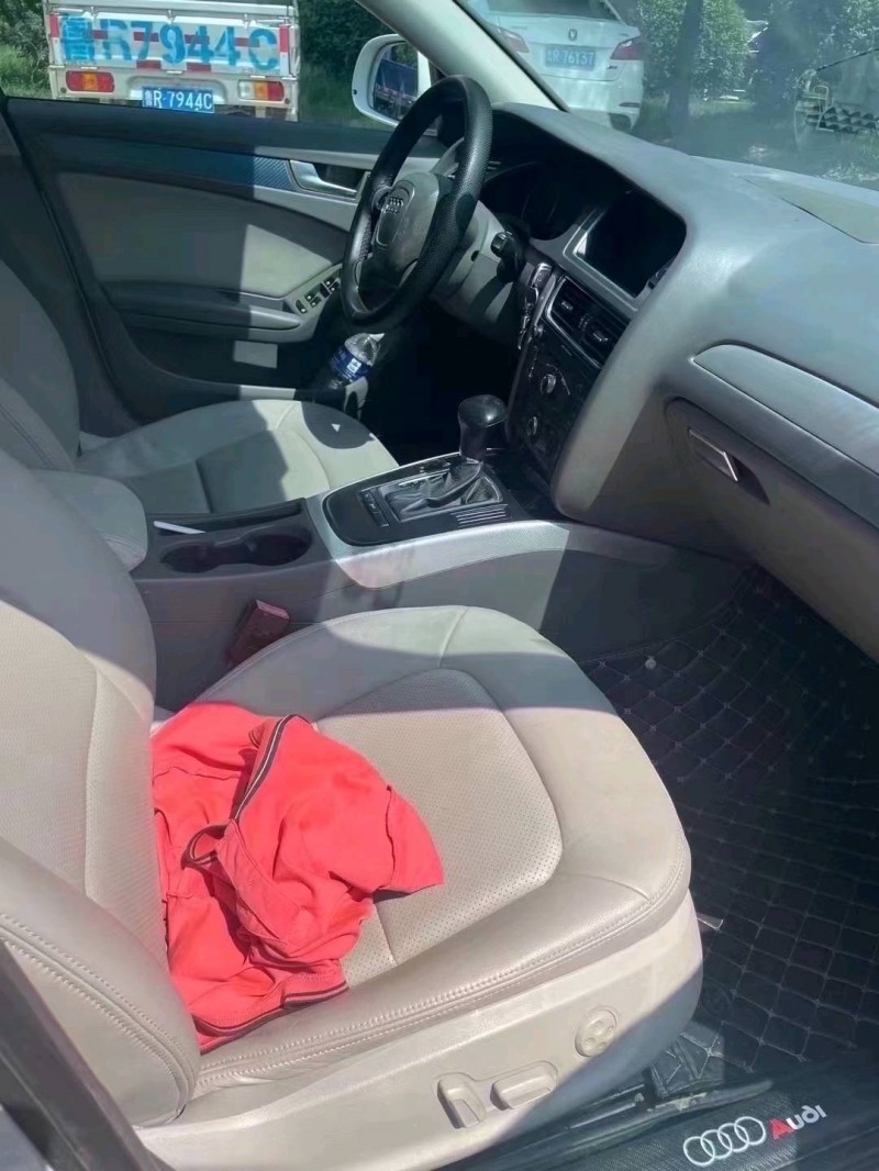 北京12年奥迪A4L4