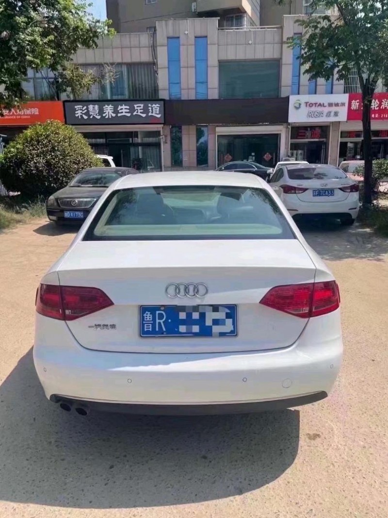 北京12年奥迪A4L9