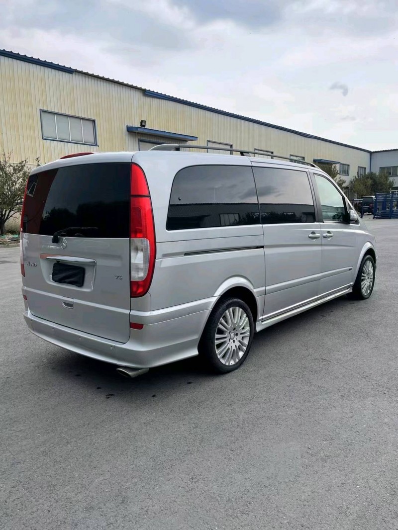 沈阳11年奔驰唯雅诺4