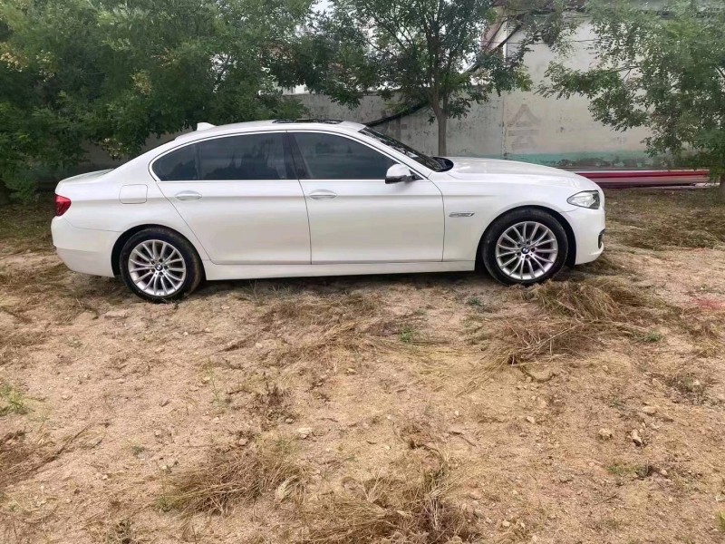 北京17年宝马5系2