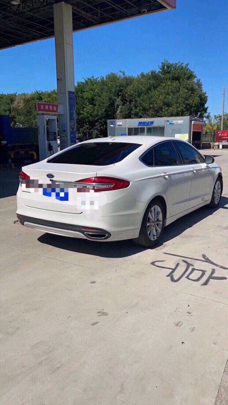 青岛18年福特蒙迪欧1