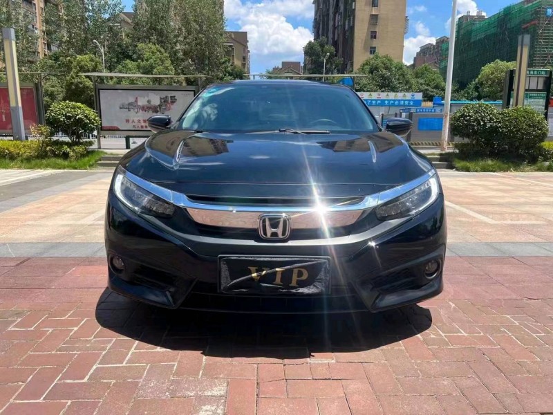 衡阳18年本田思域1