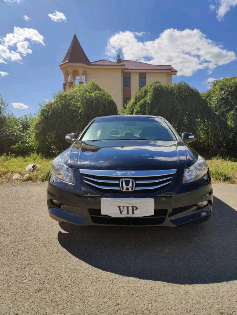 沈阳12年本田雅阁1