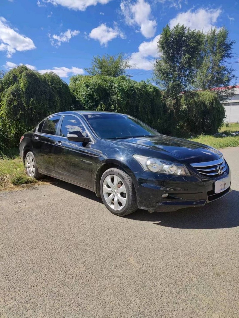 沈阳12年本田雅阁3