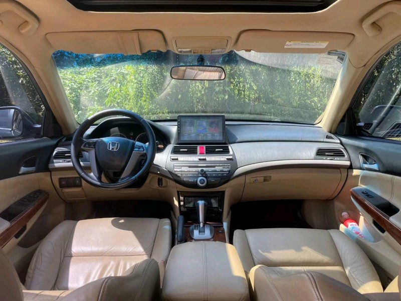 沈阳12年本田雅阁5