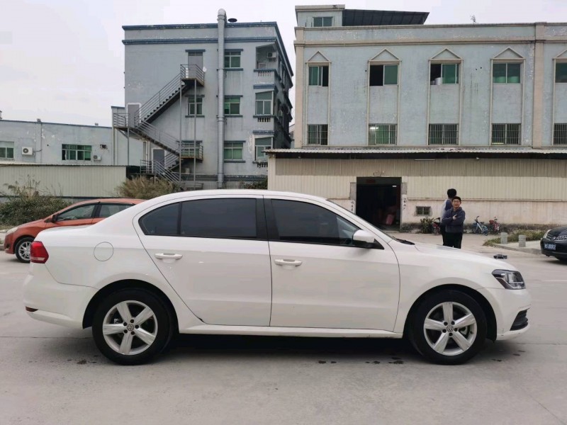 东莞19年大众朗逸2