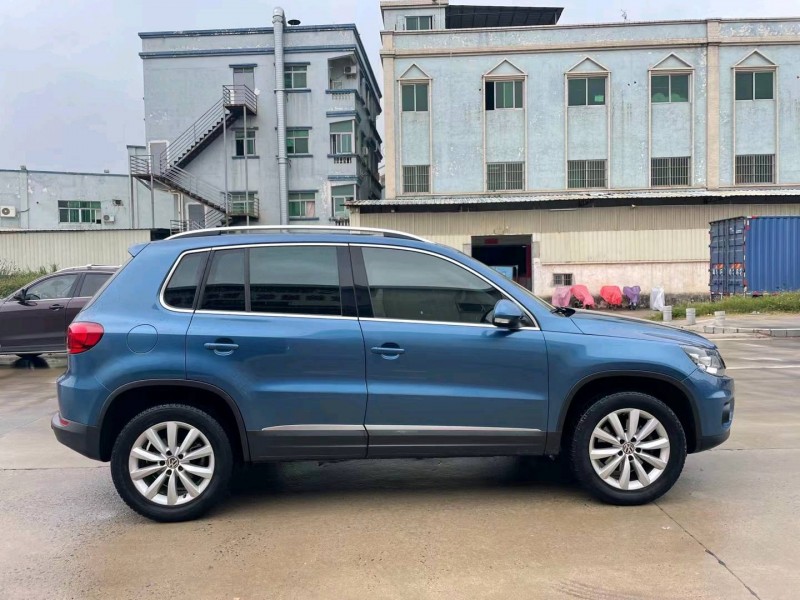 东莞16年大众途观7