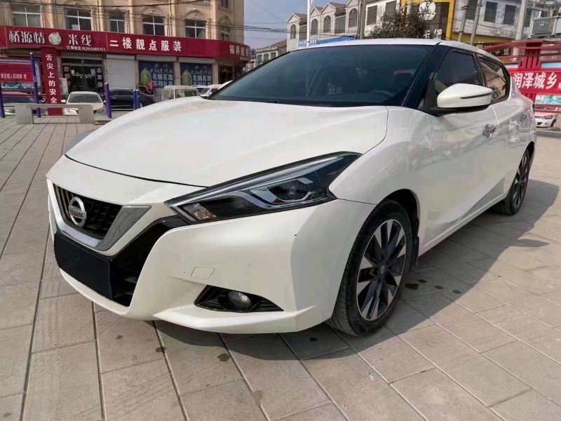 北京16年日产蓝鸟8