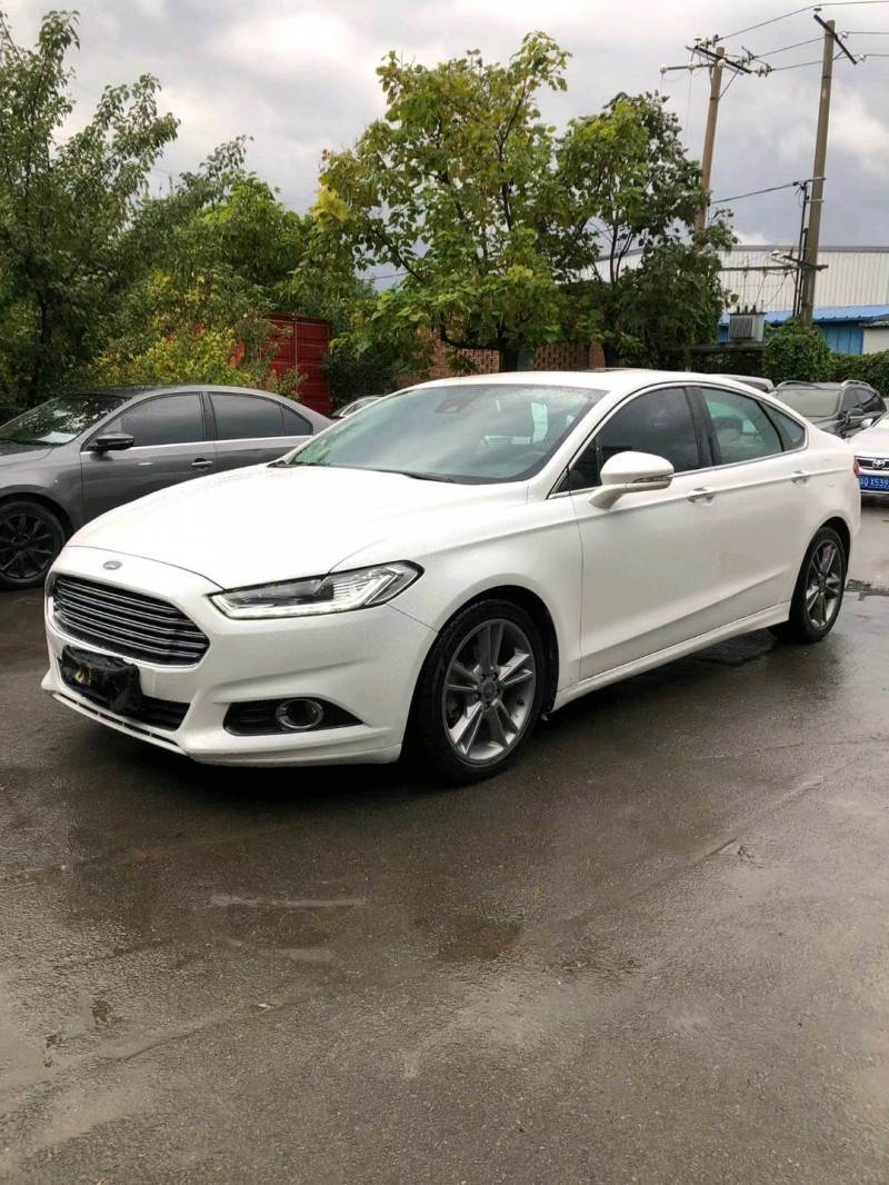 沈阳14年福特蒙迪欧1