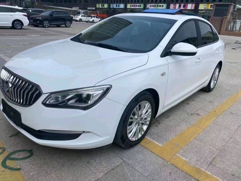 北京17年别克英朗2