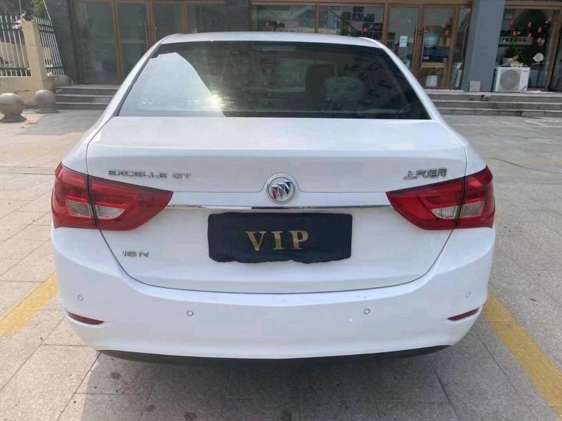 北京17年别克英朗3