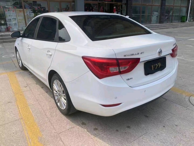 北京17年别克英朗7