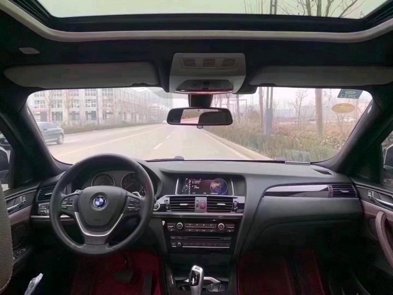 北京16年宝马X43