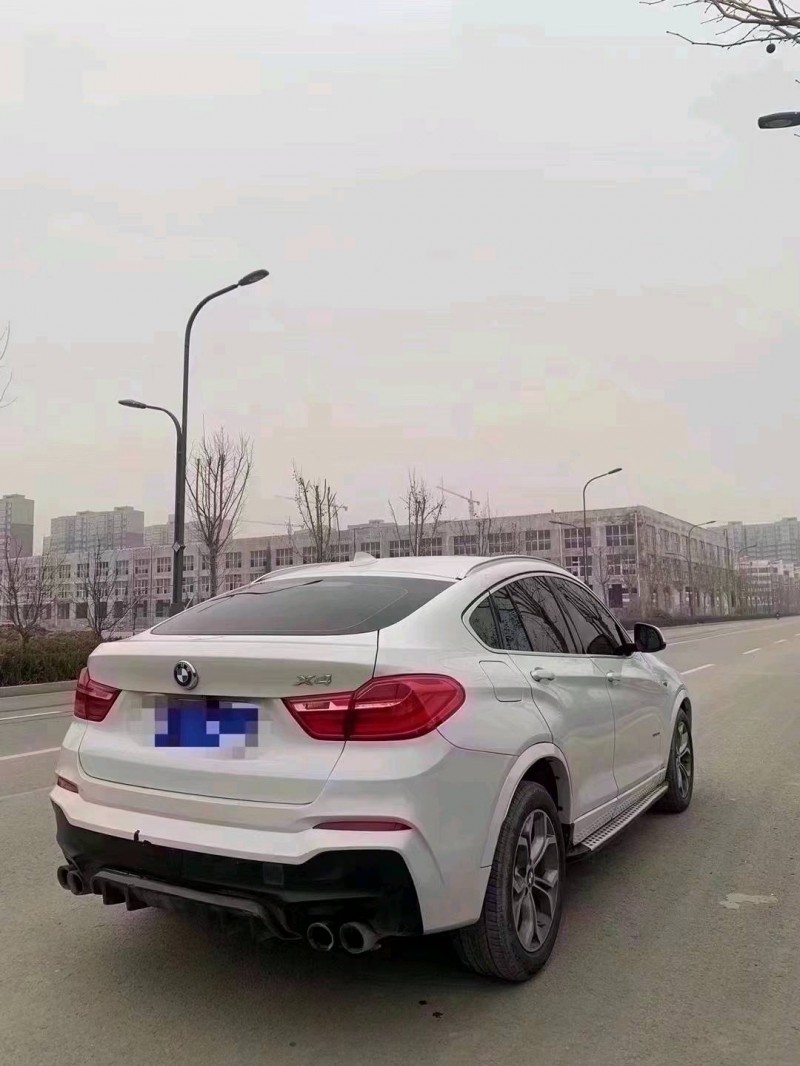 北京16年宝马X46