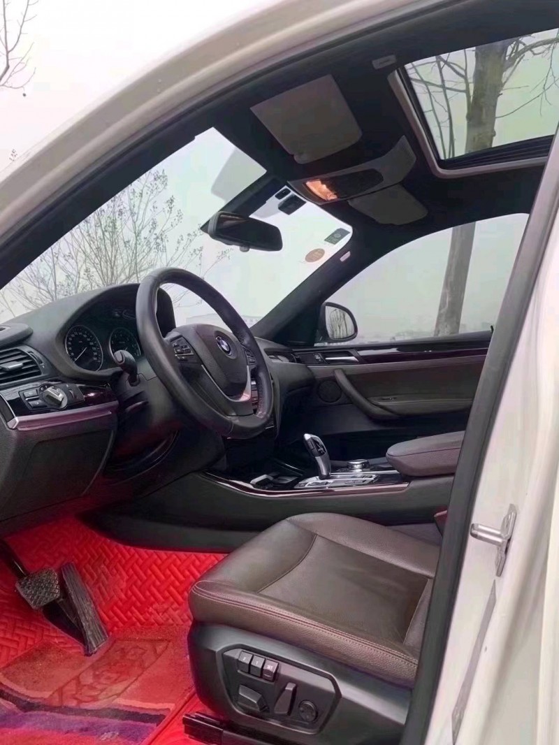 北京16年宝马X47