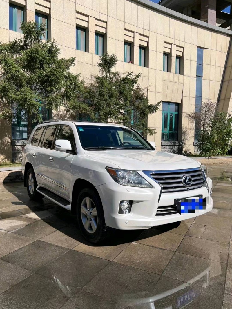 北京13年雷克萨斯LX7