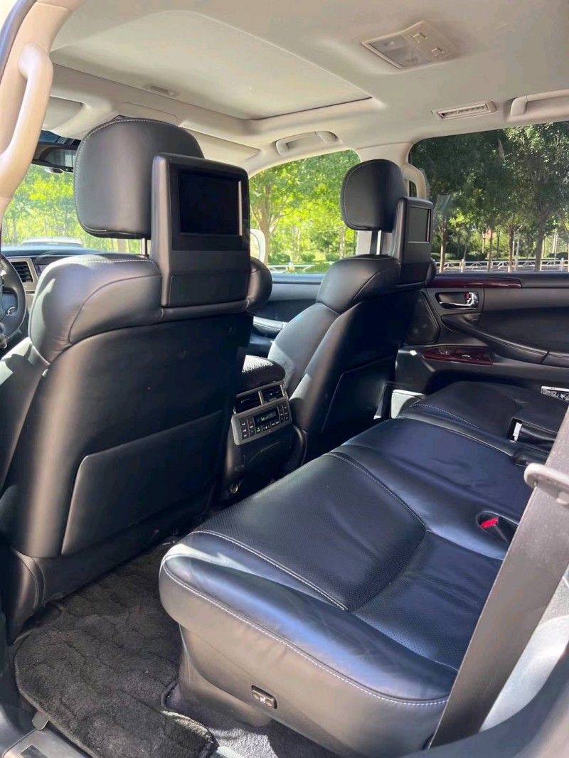 北京13年雷克萨斯LX6