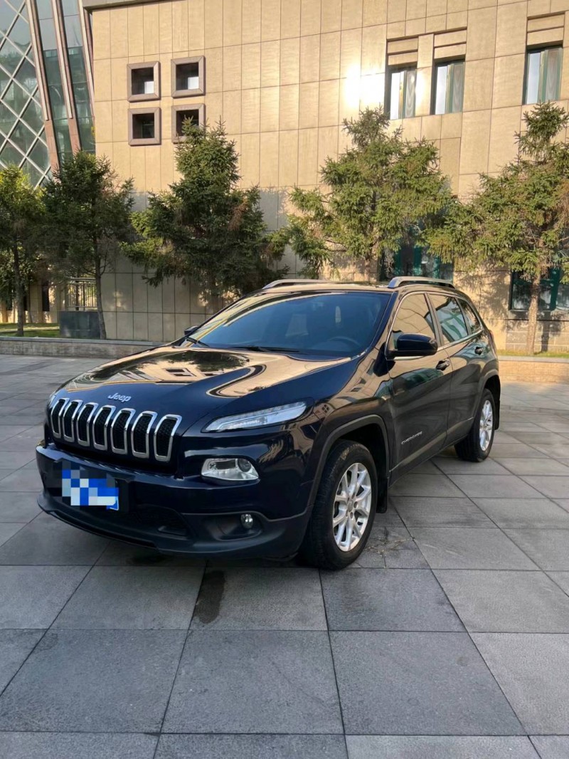 北京16年Jeep自由光3