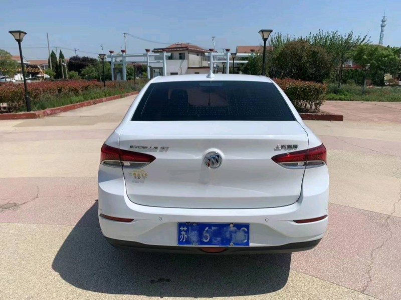 宜春18年别克英朗2