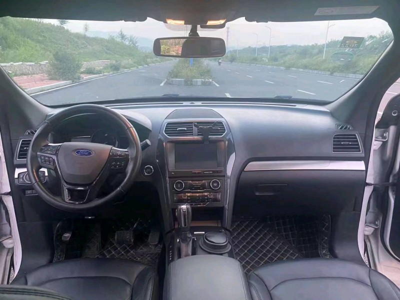 枣庄18年福特探险者7