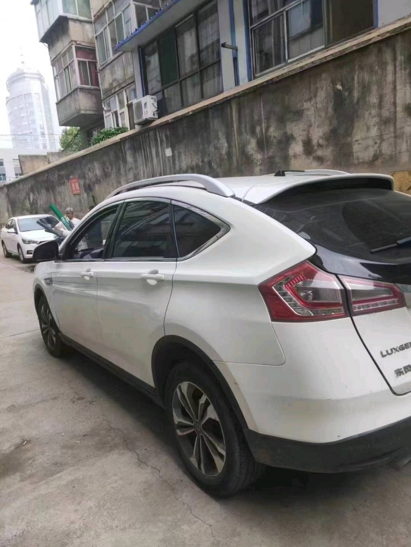 濟南16年納智捷U6 TURBO6