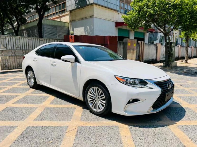 东莞16年雷克萨斯ES3