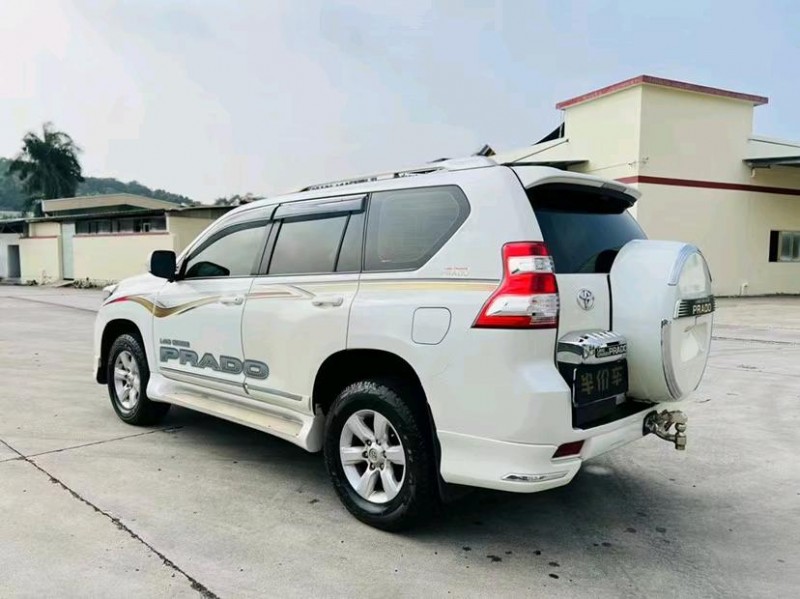 东莞15年丰田普拉多8