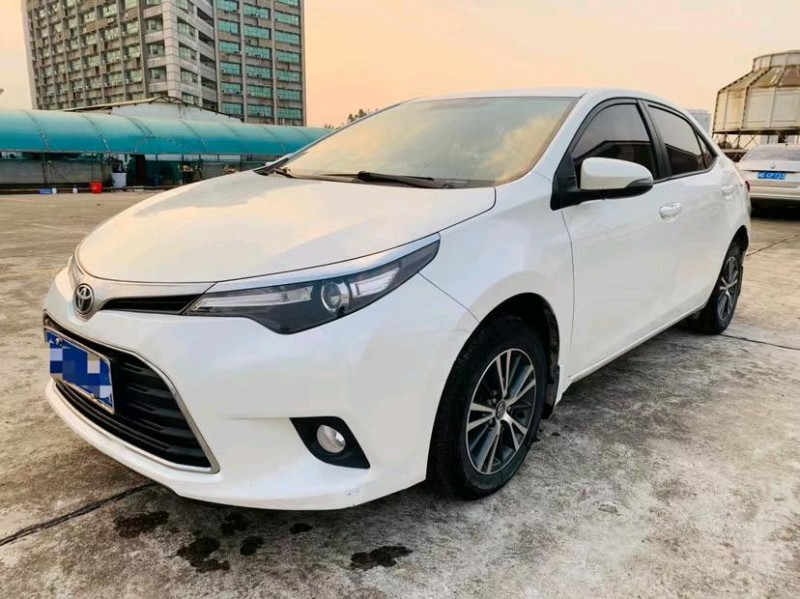 东莞16年丰田雷凌2