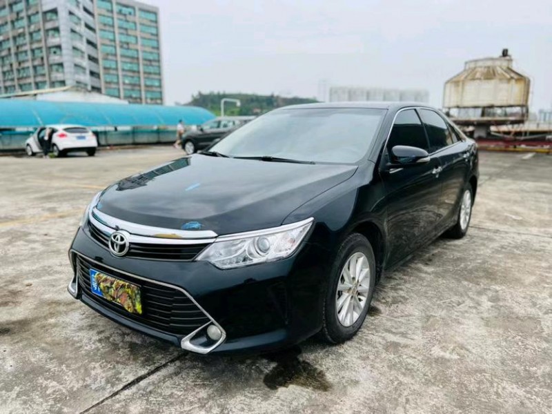 东莞17年丰田凯美瑞2