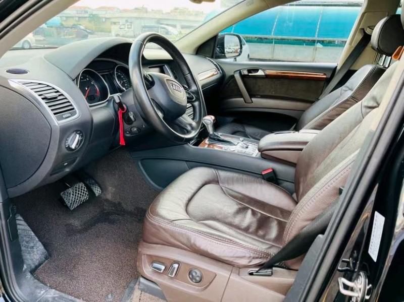 东莞14年奥迪Q74