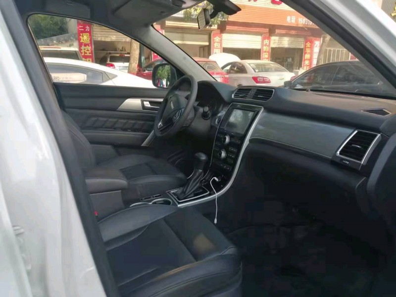 保定16年哈弗H28